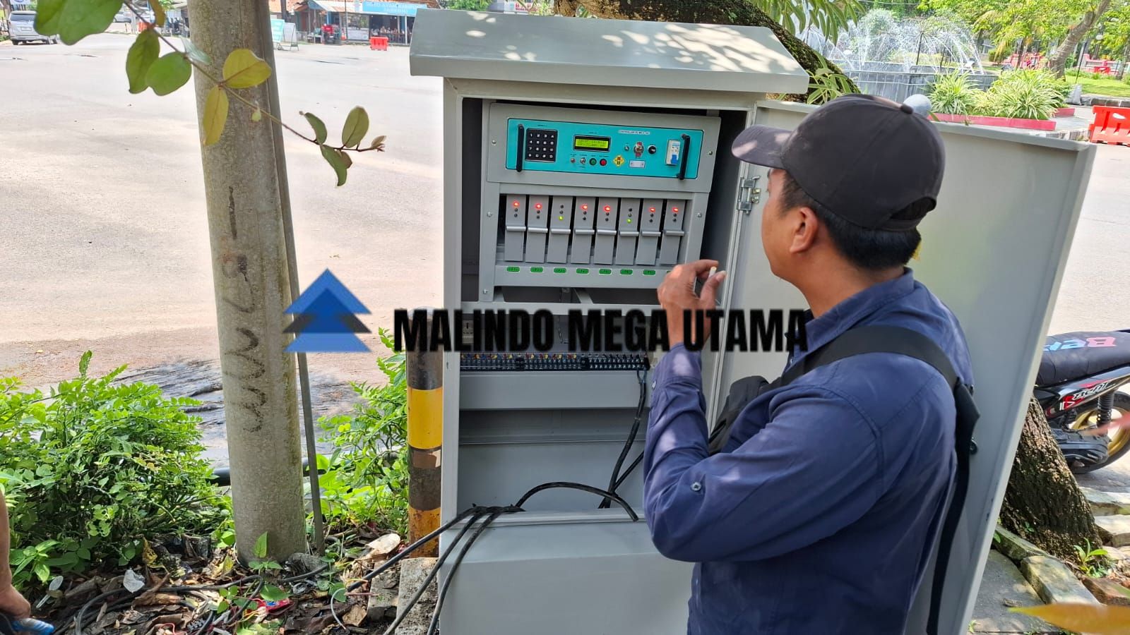 Produksi Dan Jual Lampu Lalu Lintas ATCS Di Kota Manado