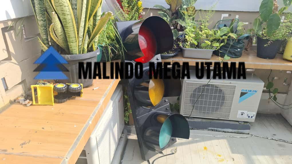 Produksi Traffic Light ATCS Di Kota Pekanbaru